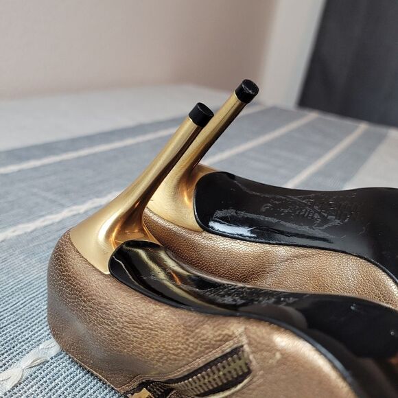 TIMOTHY HITSMAN Heeled Booties - Picture 7 of 8